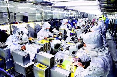 创新驱动 绿色崛起 咸宁以电子科技研发为引擎，谋划经济高质量发展五大路径